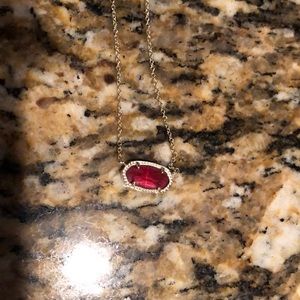 Kendra Scott necklace